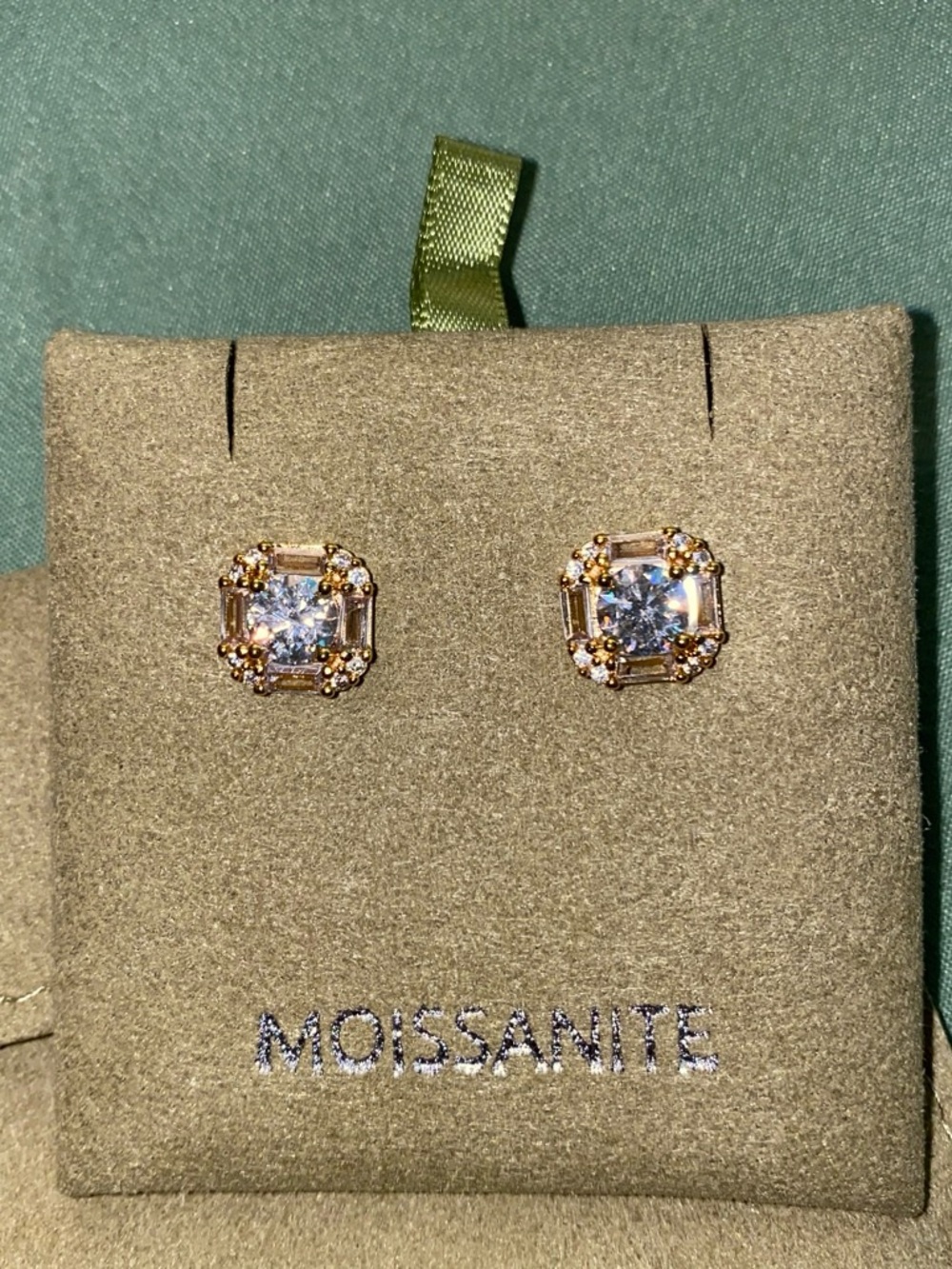 18k Gold plated Halo Stud Earrings - Moissanite